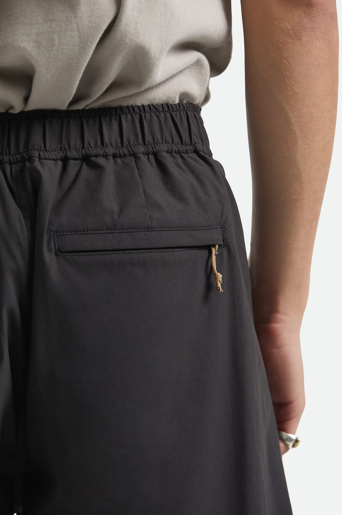 Journey Utility Short - Black - Image 5