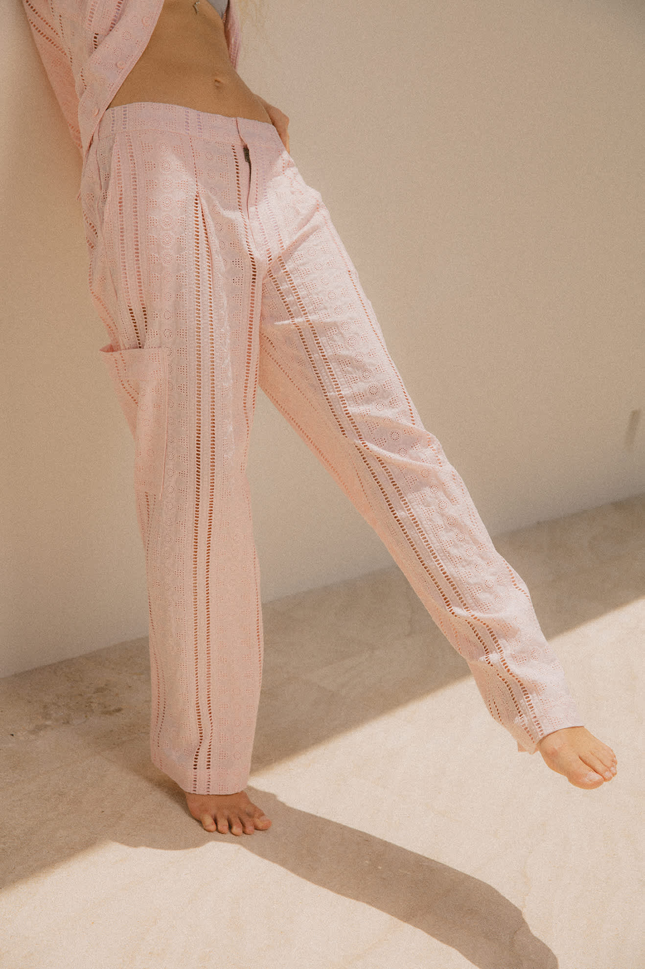 The Mercer Wide Leg Trouser Pant - Chalk Pink - Image 7